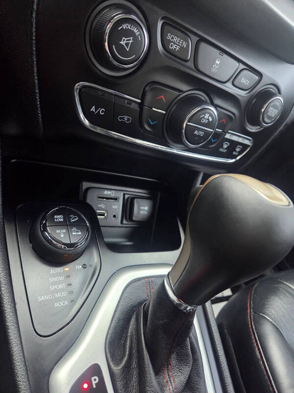 2014 Jeep Cherokee Trailhawk