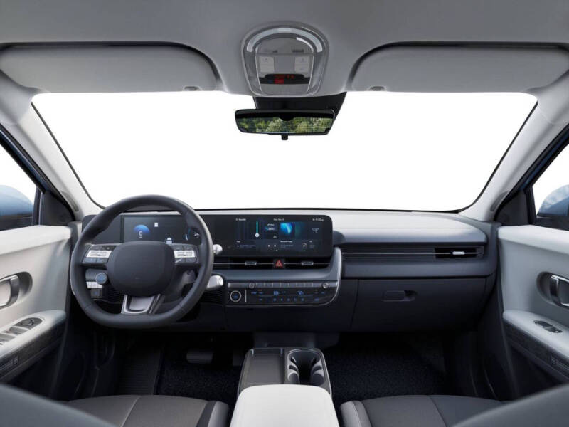 2025 Hyundai Ioniq 5 SE Standard Range