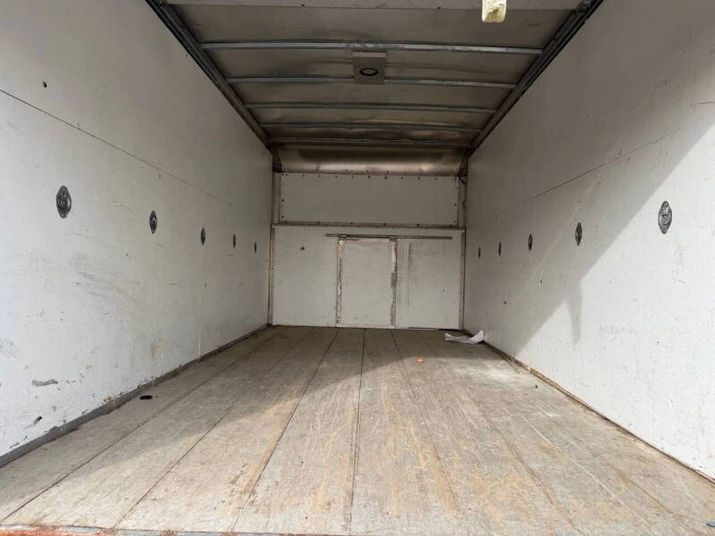 2005 Ford E-Series E-450 SD