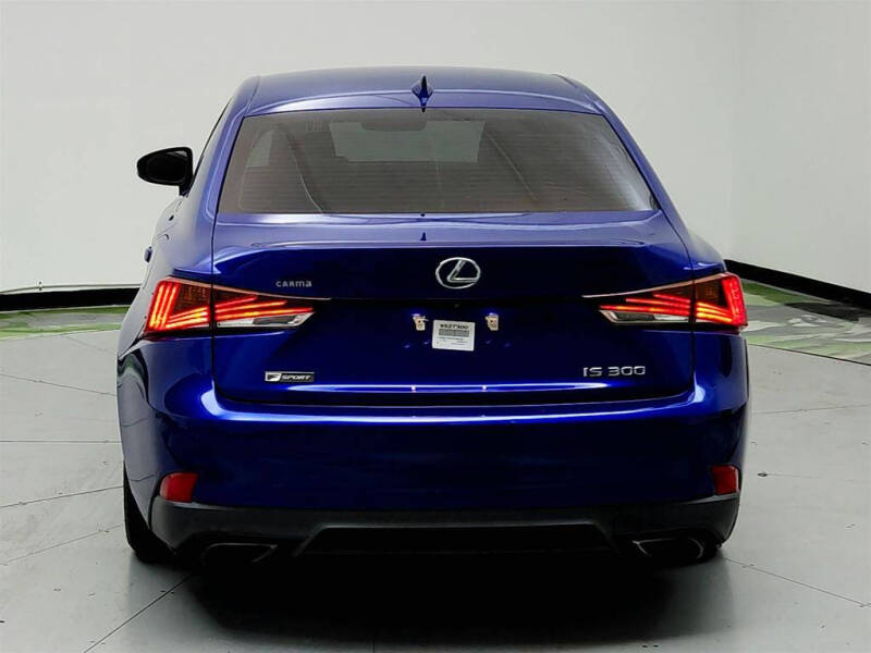 2019 Lexus IS 300