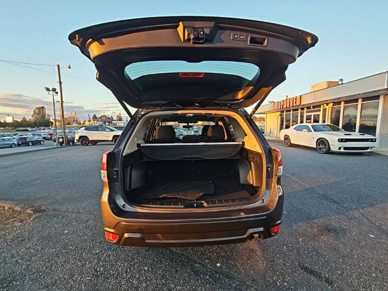 2022 Subaru Forester Premium