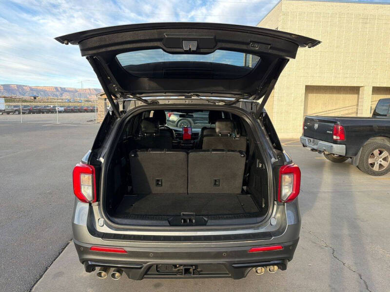 2023 Ford Explorer ST