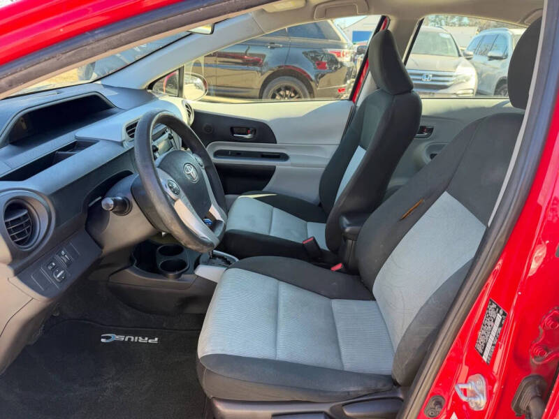 2012 Toyota Prius c