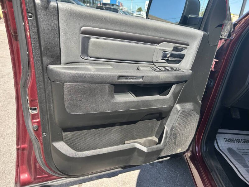 2021 RAM 1500 Classic SLT