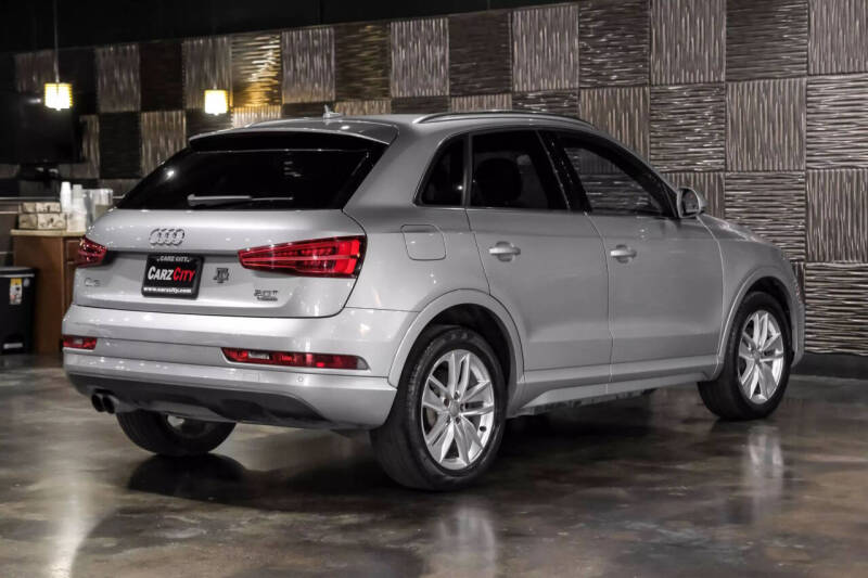 2016 Audi Q3 2.0T quattro Premium Plus