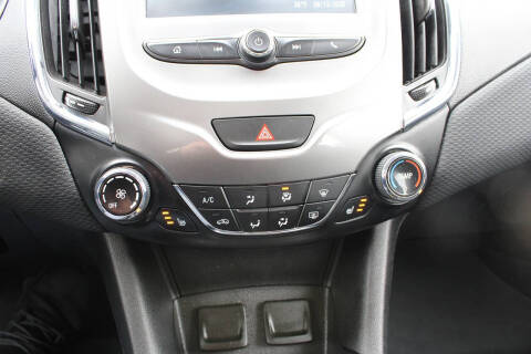 2018 Chevrolet Cruze LT Auto