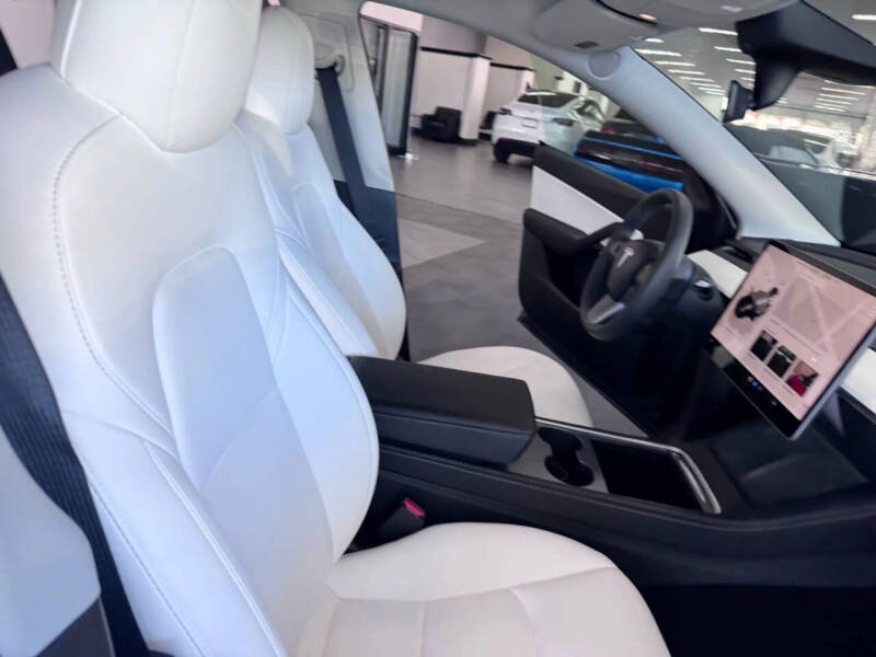 2022 Tesla Model Y Long Range