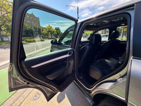 2009 Porsche Cayenne GTS Tiptronic