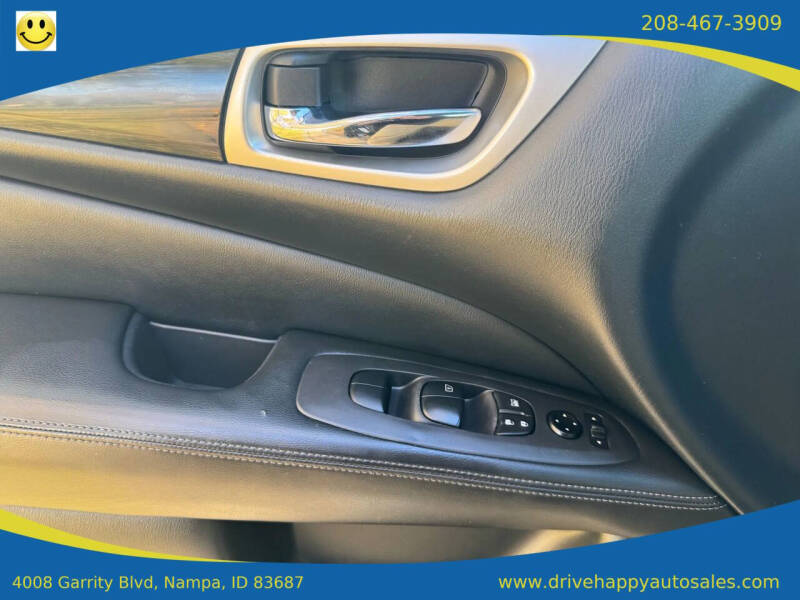 2020 Nissan Pathfinder S