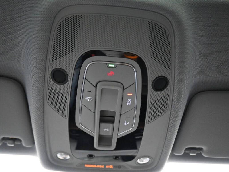 2022 Audi A4 quattro Premium 40 TFSI