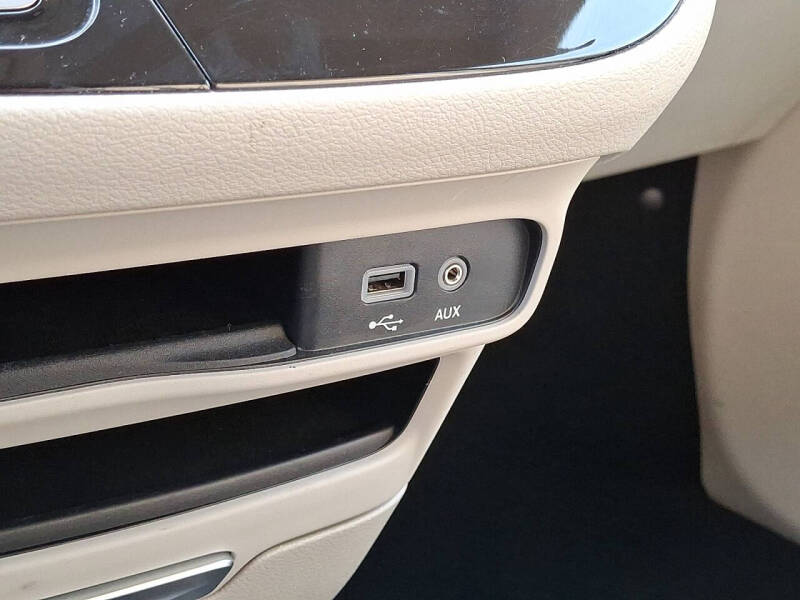 2018 Chrysler Pacifica Hybrid Touring Plus