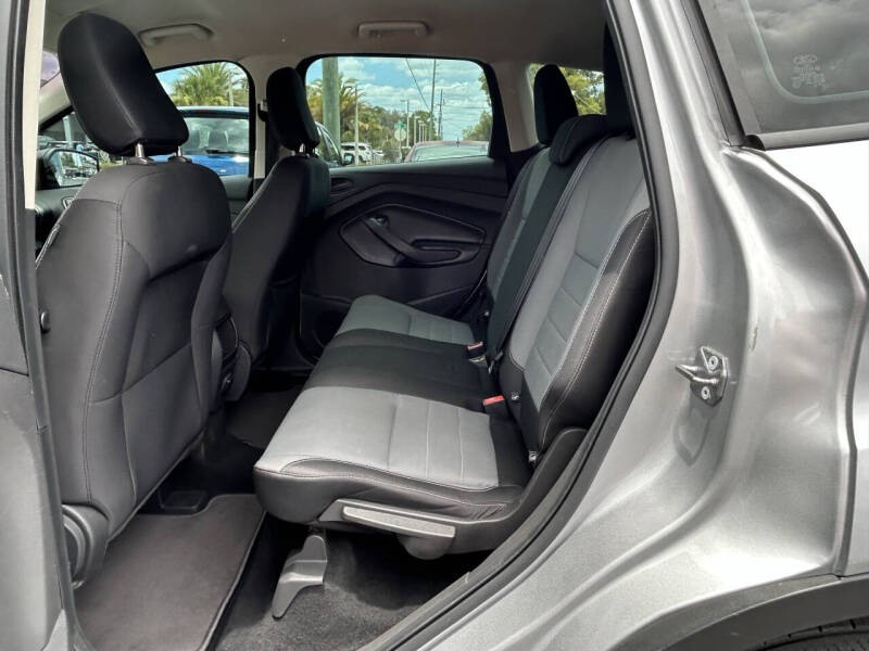 2019 Ford Escape S