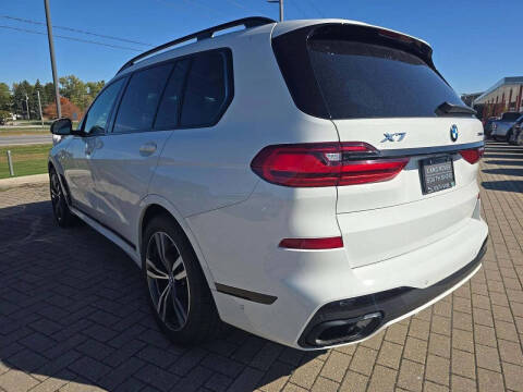 2022 BMW X7 xDrive40i