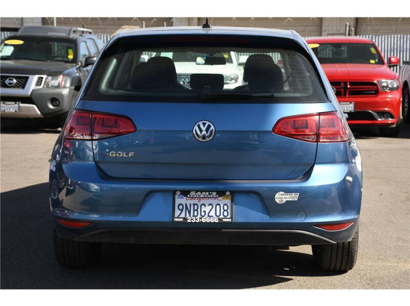 2016 Volkswagen e-Golf SE
