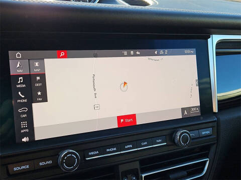 2020 Porsche Macan S