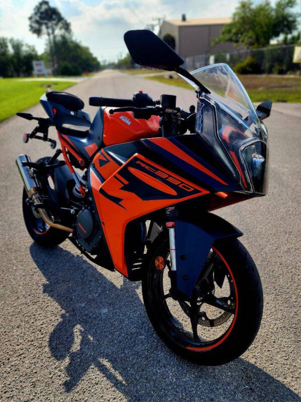 2022 KTM RC 390