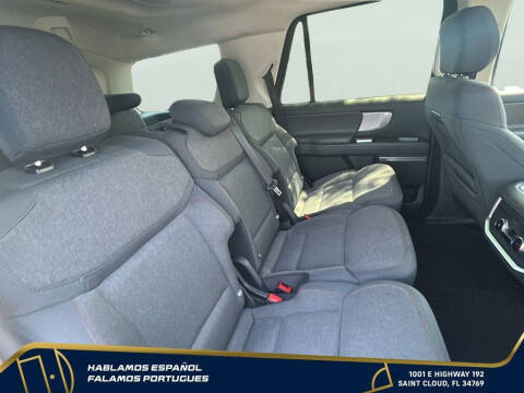 2025 Ford Expedition Active