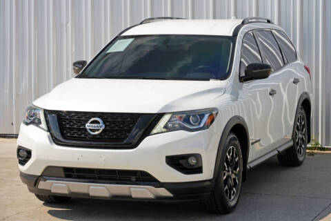 2020 Nissan Pathfinder SV
