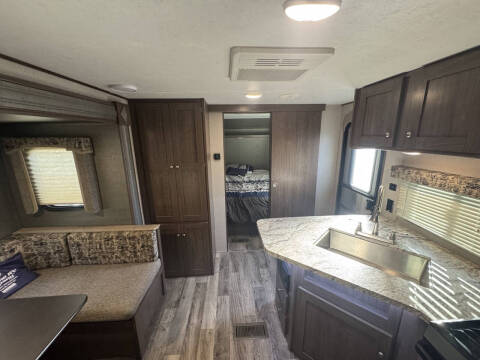 2019 Keystone RV Hideout M-28 BHSWE