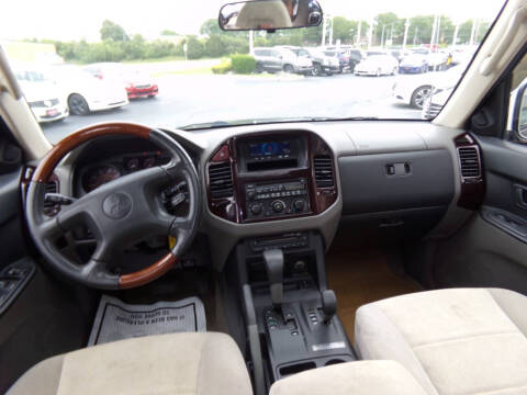 2002 Mitsubishi Montero Limited