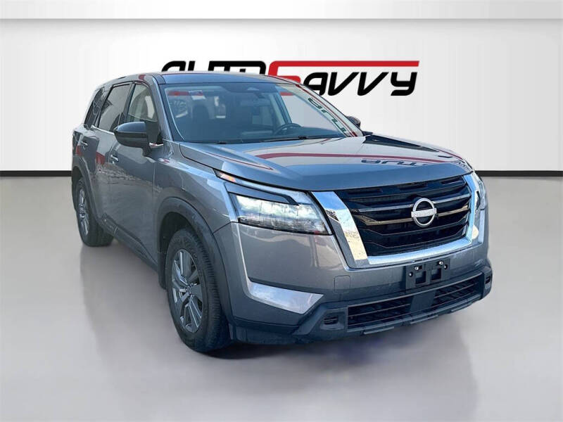 2024 Nissan Pathfinder S