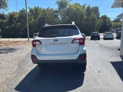 2018 Subaru Outback 2.5i Premium