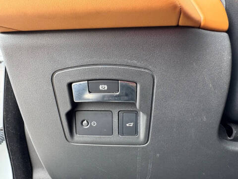 2019 Land Rover Range Rover Velar P250 R-Dynamic SE