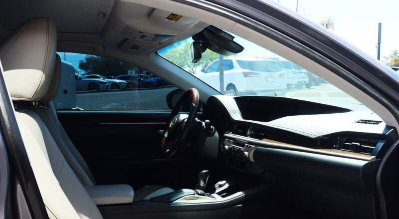 2017 Lexus ES 350