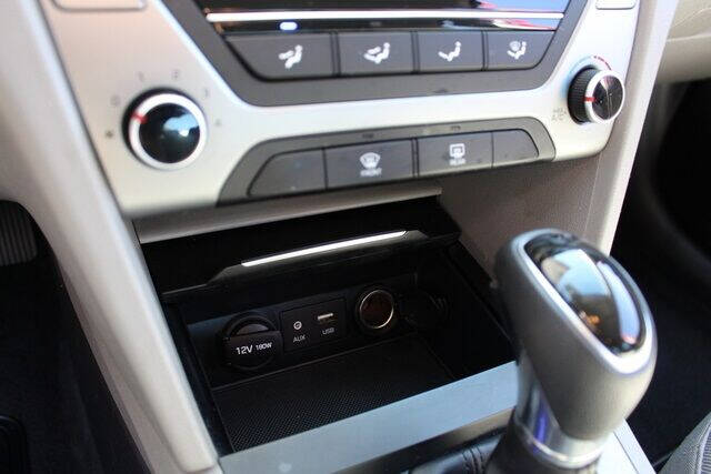 2018 Hyundai Elantra