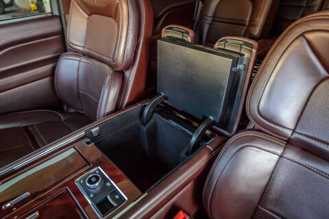 2019 Lincoln Navigator Black Label