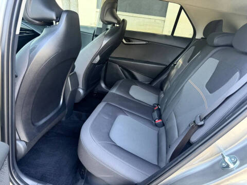 2026 Kia Niro LX