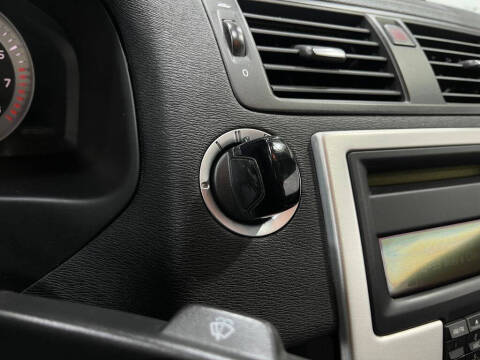 2013 Volvo C70 T5 Platinum