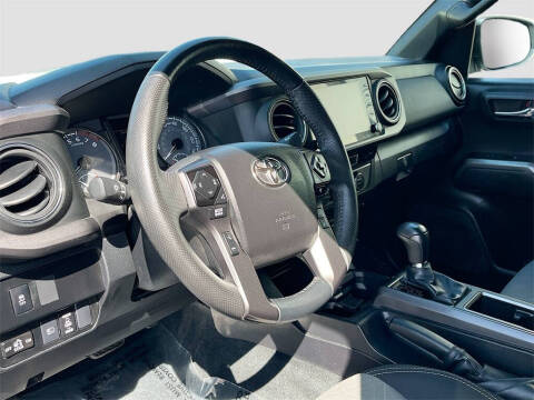 2022 Toyota Tacoma TRD Off-Road