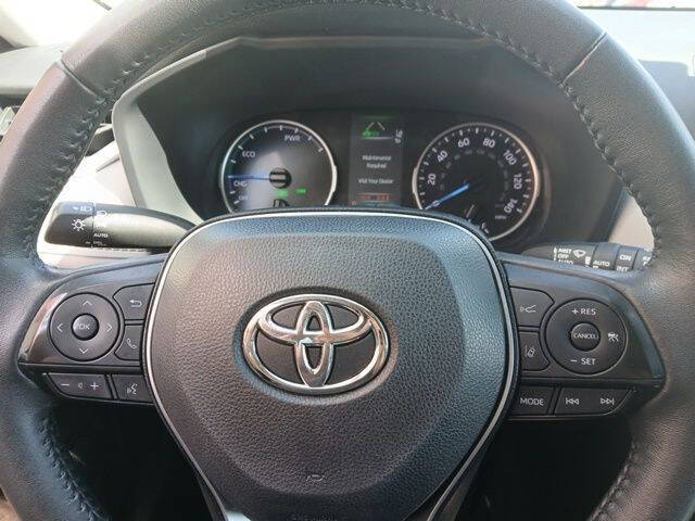 2022 Toyota RAV4 Hybrid XLE