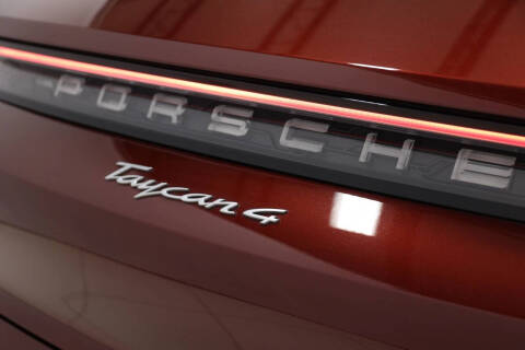 2022 Porsche Taycan 4 Cross Turismo