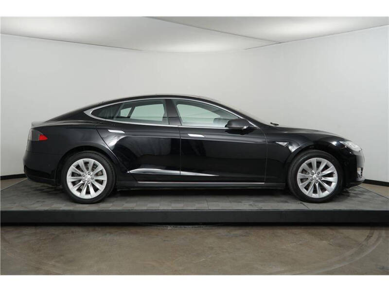 2016 Tesla Model S