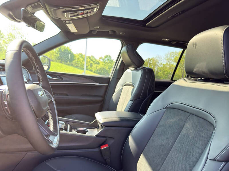 2026 Jeep Grand Cherokee Altitude