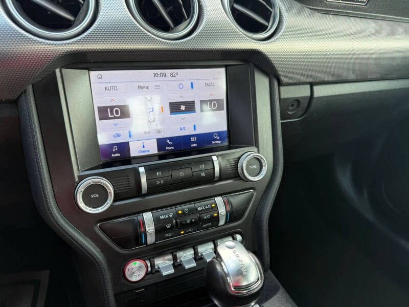 2020 Ford Mustang