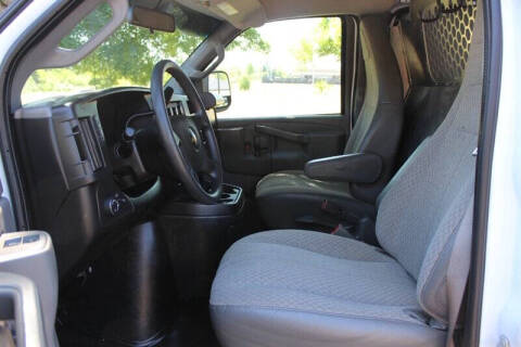 2020 Chevrolet Express 2500