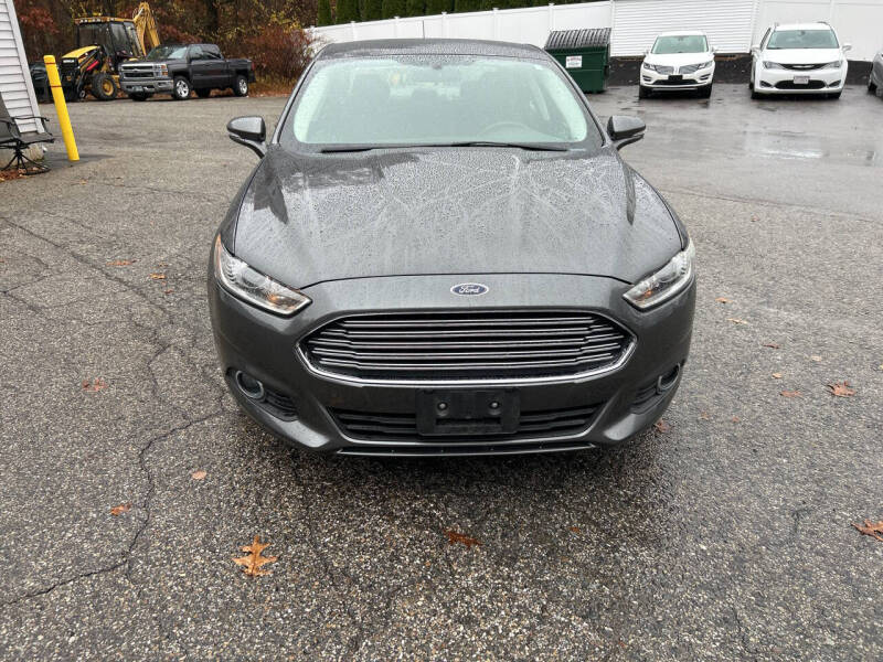 2015 Ford Fusion SE