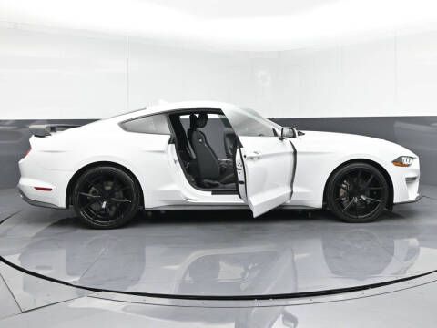 2020 Ford Mustang EcoBoost