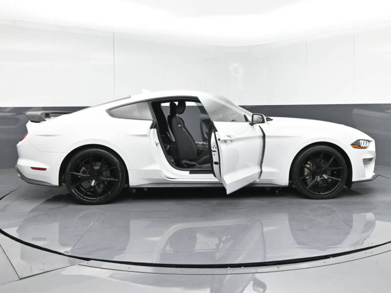 2020 Ford Mustang EcoBoost