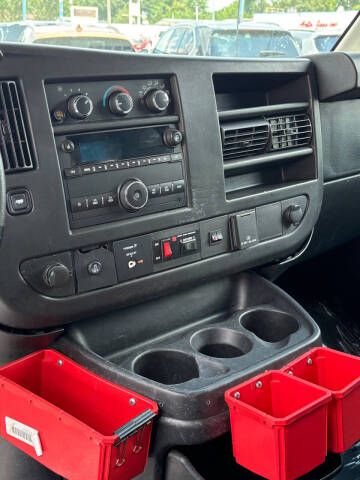 2017 Chevrolet Express 2500