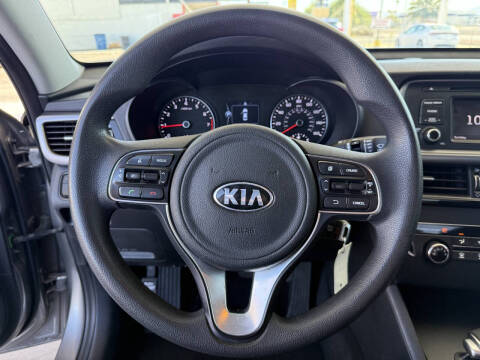 2017 Kia Optima LX