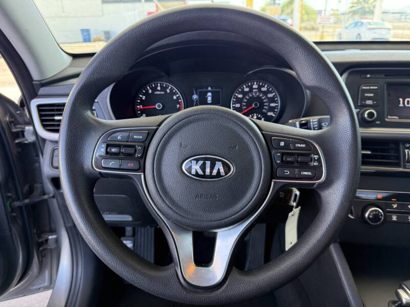 2017 Kia Optima LX