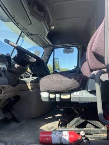 2014 Freightliner Cascadia