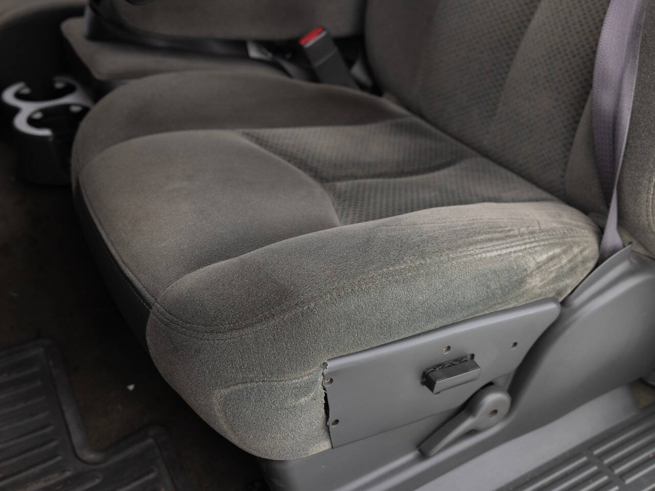 Used Car 2005 Chevrolet Silverado 2500hd  Lt 4dr Extended Cab 4wd Sb For Sale Under $20,000 In Coal City, Illinois