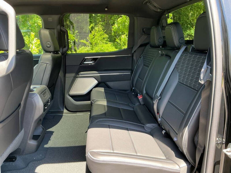 2025 GMC Sierra EV Denali