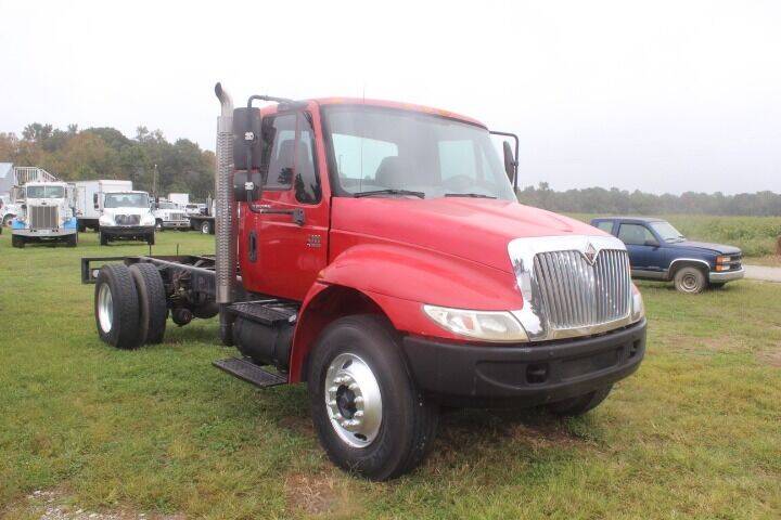 2002 International 4300 for sale at Vehicle Network - Fat Daddy's Truck Sales in Goldsboro NC