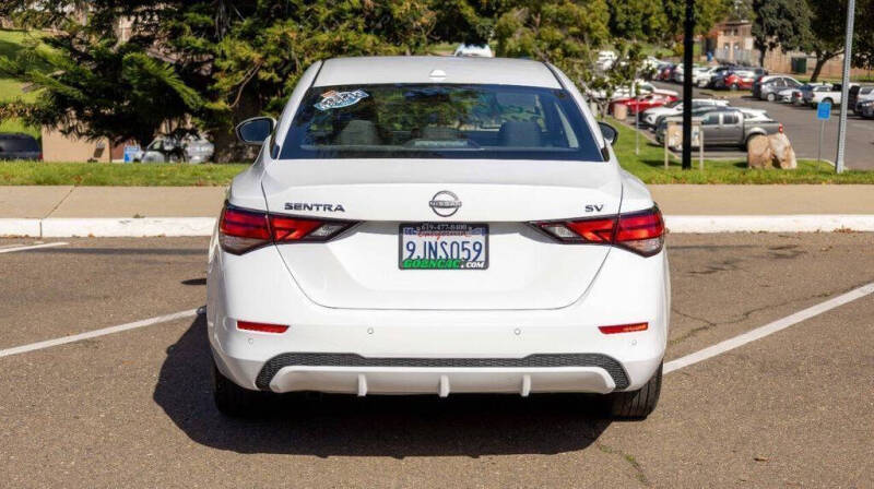 2024 Nissan Sentra SV